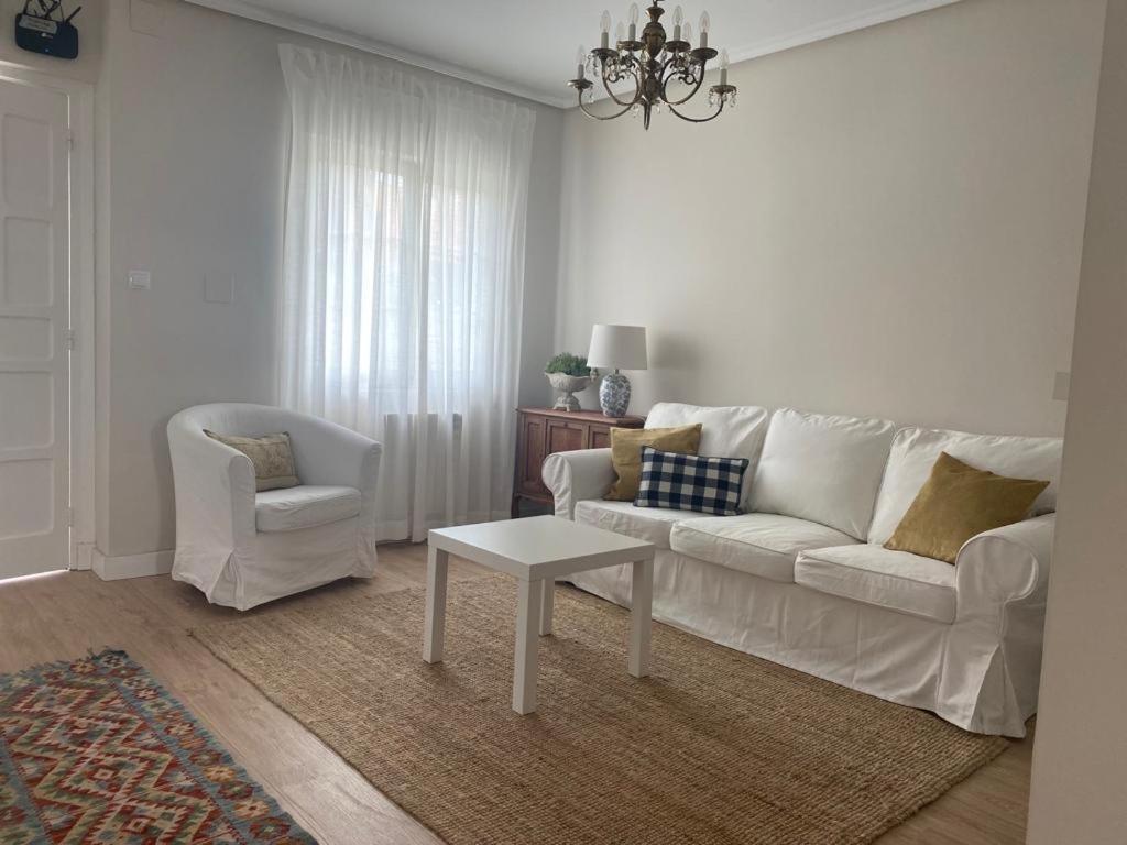 아비엘 La Casita De El Montan Baja 아파트 호텔 외부 사진